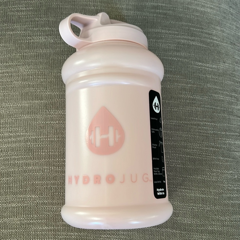HYDROJUG • ⭐️BRAND NEW⭐️ • 73 oz Pro-jug • Pink Sand